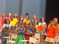 Apresentação no teatro de Santa Isabel- em Recife