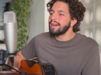 Voz e violão - Cara Valente