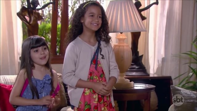 Cena na novela Carinha de anjo