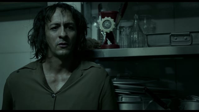 Cena do filme "O Animal Cordial" (2018)