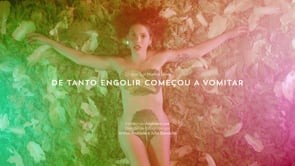 DE TANTO ENGOLIR COMEÇOU A VOMITAR