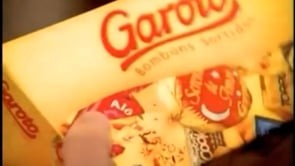 Comercial Bombons Garoto - "Portas"