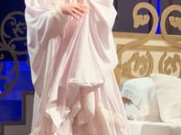 Atuação no teatro como Frau Schimdt