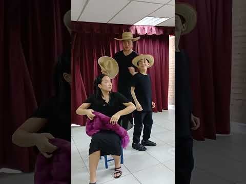 Oh, What a Beautiful Mornin - Curso 3 em 1 - Andreia Vitfer