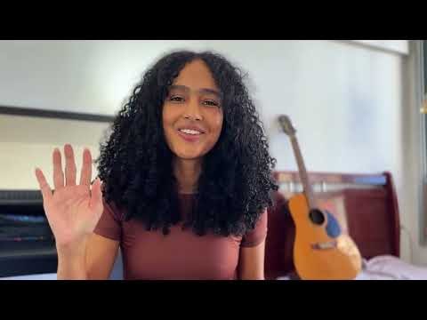 Apresentação Bea Cruz