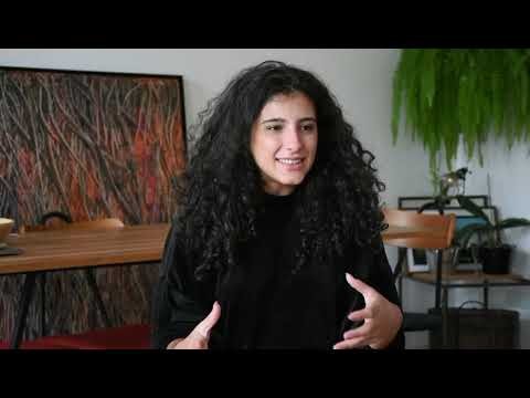 Monólogo "Bicicleta", atriz Ana Tolezani