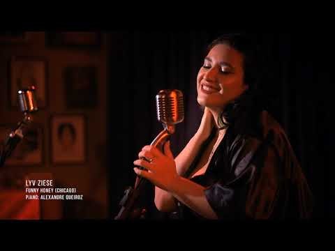 Funny Honey - Musical Chicago