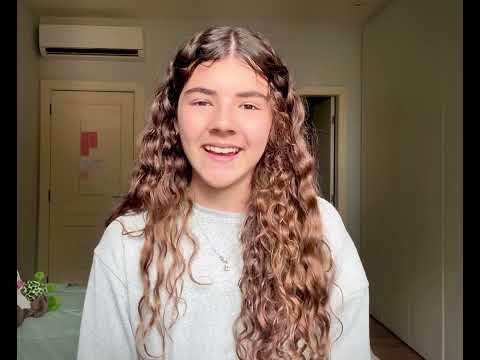 Carol Gadelha - 14 anos