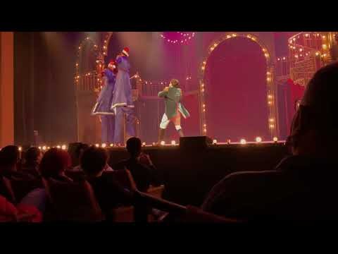 Matheus Paiva como Tom Polegar (Barnum - O Rei do Show)