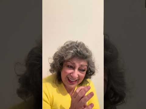 “Mãe Consola a filha…”