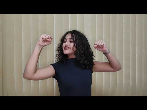 Cantando Talvez Agora (Maybe this time), do musical Cabaret