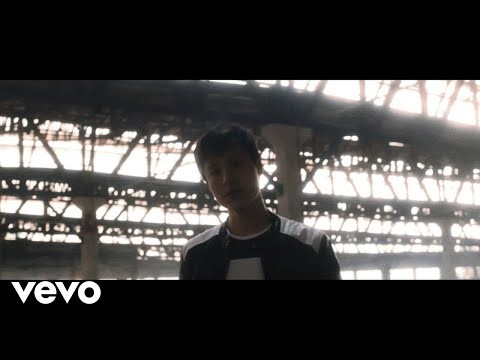 Ana Araújo - Videoclipe DJ Liu