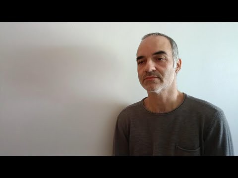 "Sem bigode, é claro"