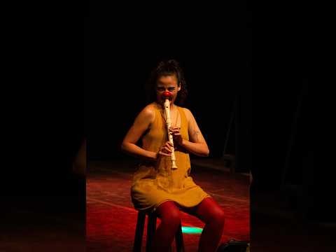 A Flautista Doce - Palhaça Trisca