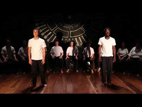 Trecho do espetáculo "Inútil Canto e Inútil Pranto Pelos Anjos Caídos."