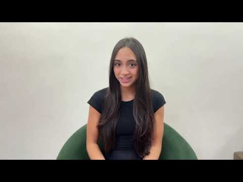 Video de Apresentação em Inglês - Larissa Meireles 16 anos