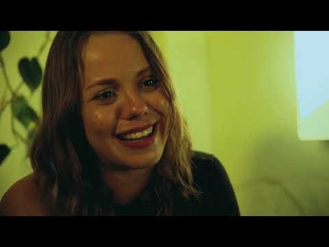 Bella Santos | Monologo | "O Funeral"