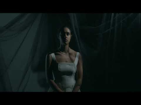 Alaíde - Wedding Dress (Vestido de Noiva) de Nelson Rodrigues em NY (Promo)