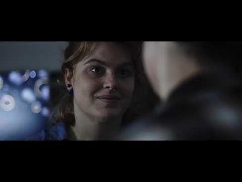 Cena adaptada do filme "Alguém Especial"