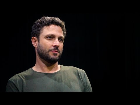 Cena com atuação através do método Meisner/ Weston de análise