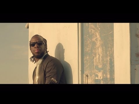 Vídeo Clipe - Rapper Youssoupha ft. Madame Monsieur - Smile