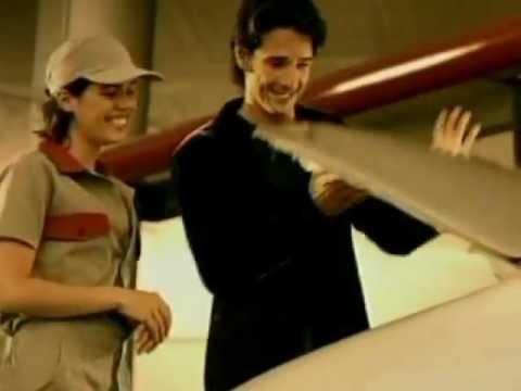 Comercial Corolla