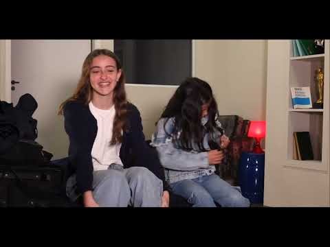 Dialogo Julia e Mari