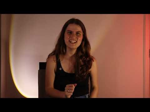 Karine Cruz - Apresentação