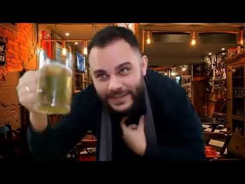 Bryan Parasky em Shake(in)Cena, como Sr. Toby