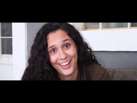 Yndara Barbosa - Me ajuda a entender (Texto de "Garota, Interrompida"
