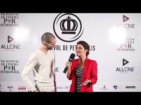 Carolina Rateiro entrevista Thiago Aiache na Festival de Cinema de Petrópolis