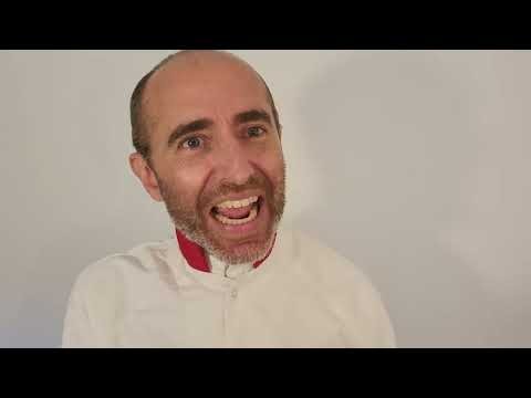 Insatisfeito - Monólogo em inglês: “Employee of the Year Goes To…”