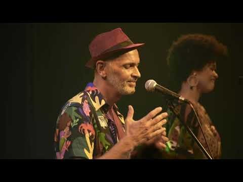 André Amahro na MÚSICA