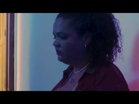 Cena - curta Cores no Breu