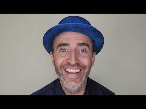 Lúdico - em inglês - direto para a camera - Monólogo de "A Star is Born"