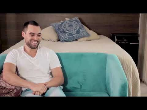 Cena improvisada em italiano, português, e inglês PARTE 1