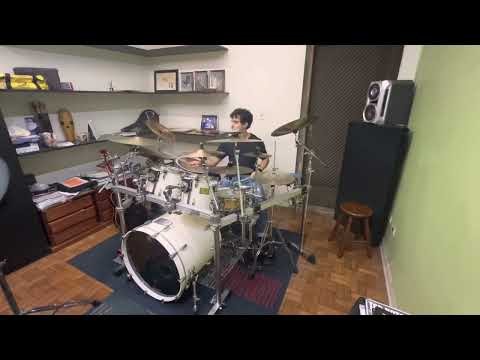 Tocando Bateria - Kaue Fernandes