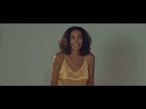 Viviane Figueiredo: Monologo em Francês