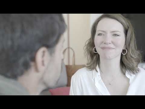 Cena "Cenas de uma casamento" - Karin Roepke