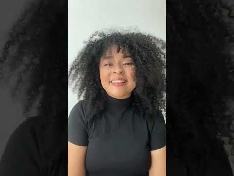 Atuação poema -Preta Liberte-se: Danielle Almeida