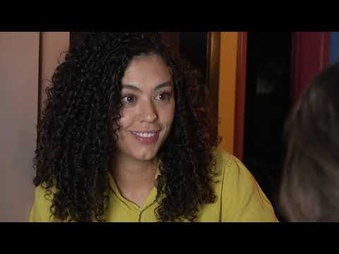 Cena Eduardo e Mônica - Amanda Goveia