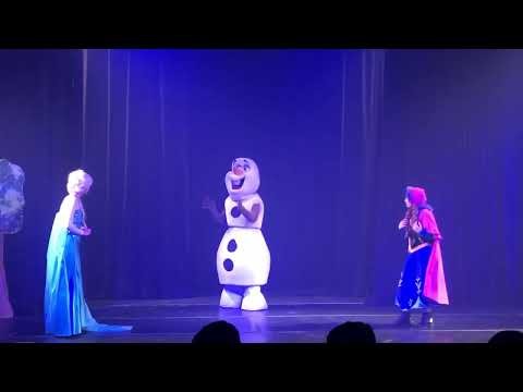 Um Musical congelante - Julia como Anna