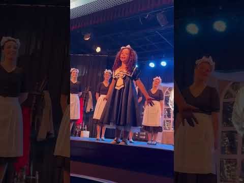 Atuação A Pequena Annie